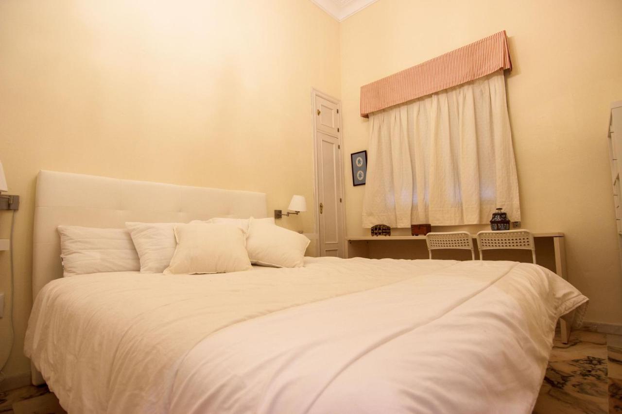 Rentalsevilla En El Mercado Del Arenal Екстериор снимка